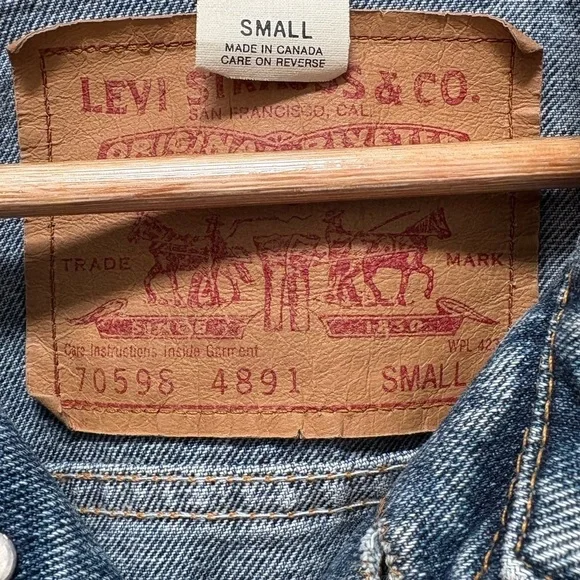 Vintage Levi's 90s denim Jean Jacket Size Small - Picture 7 of 9